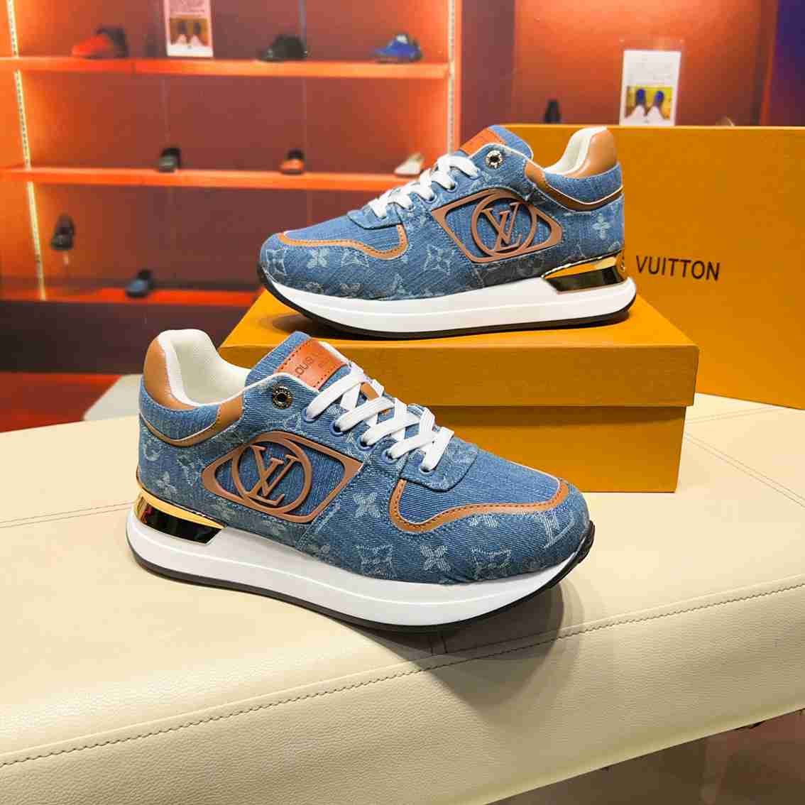 Basket Louis Vuitton Neo Run Away BLEUE JEANS monograme