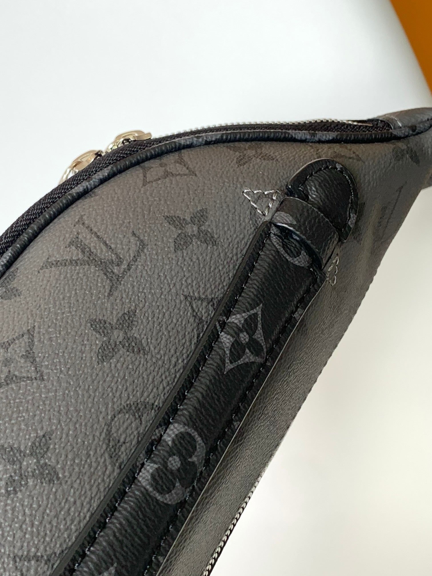 BANANE LOUIS VUITTON