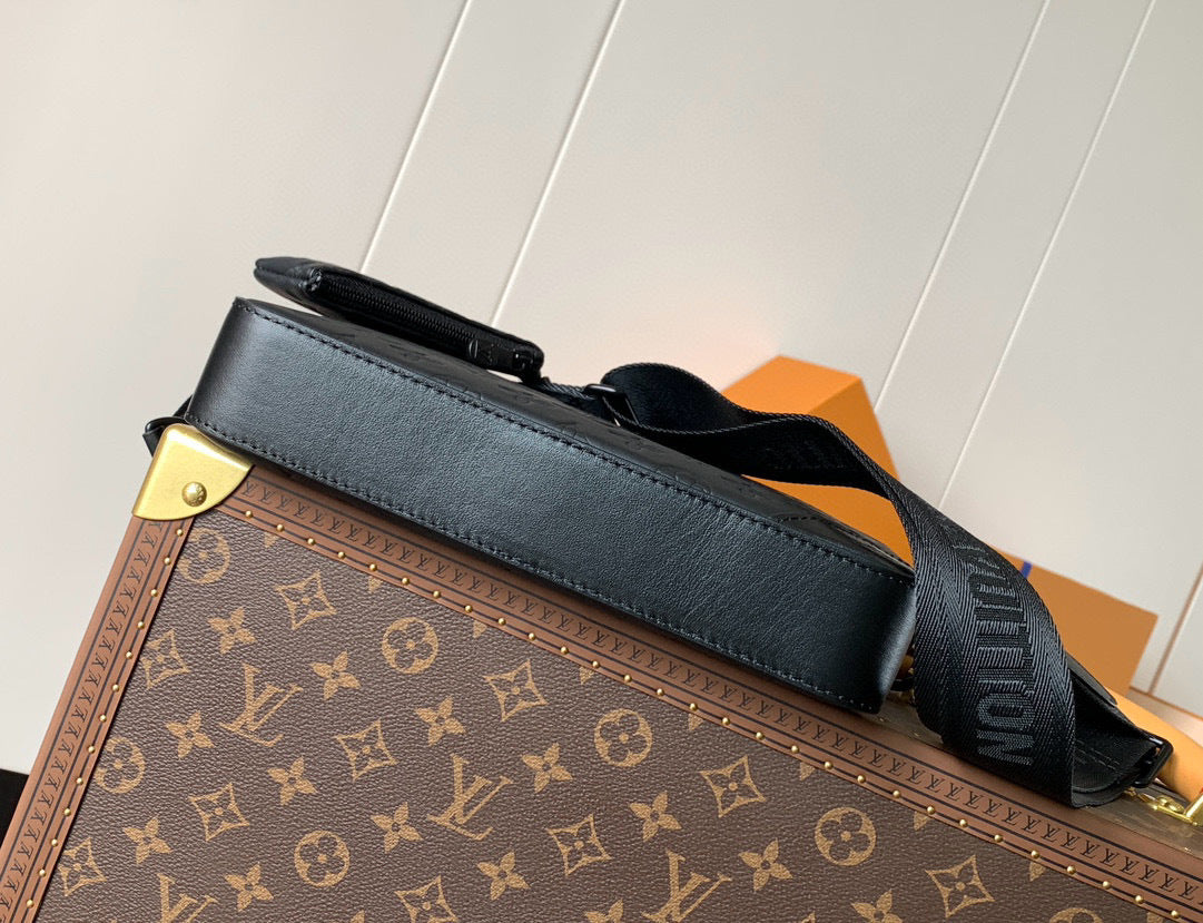 SACOCHE LOUIS VUITTON