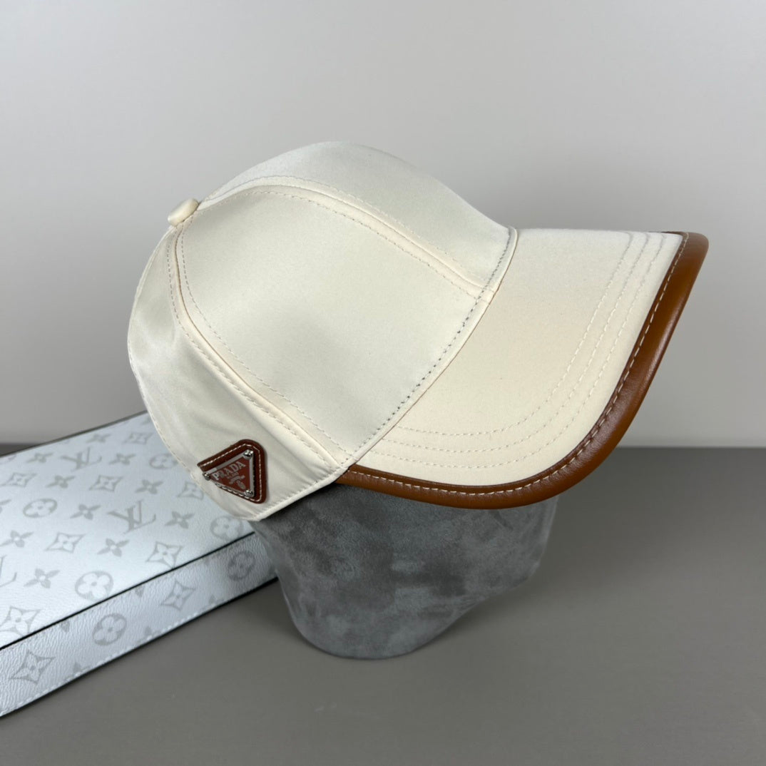 CASQUETTE PRADA