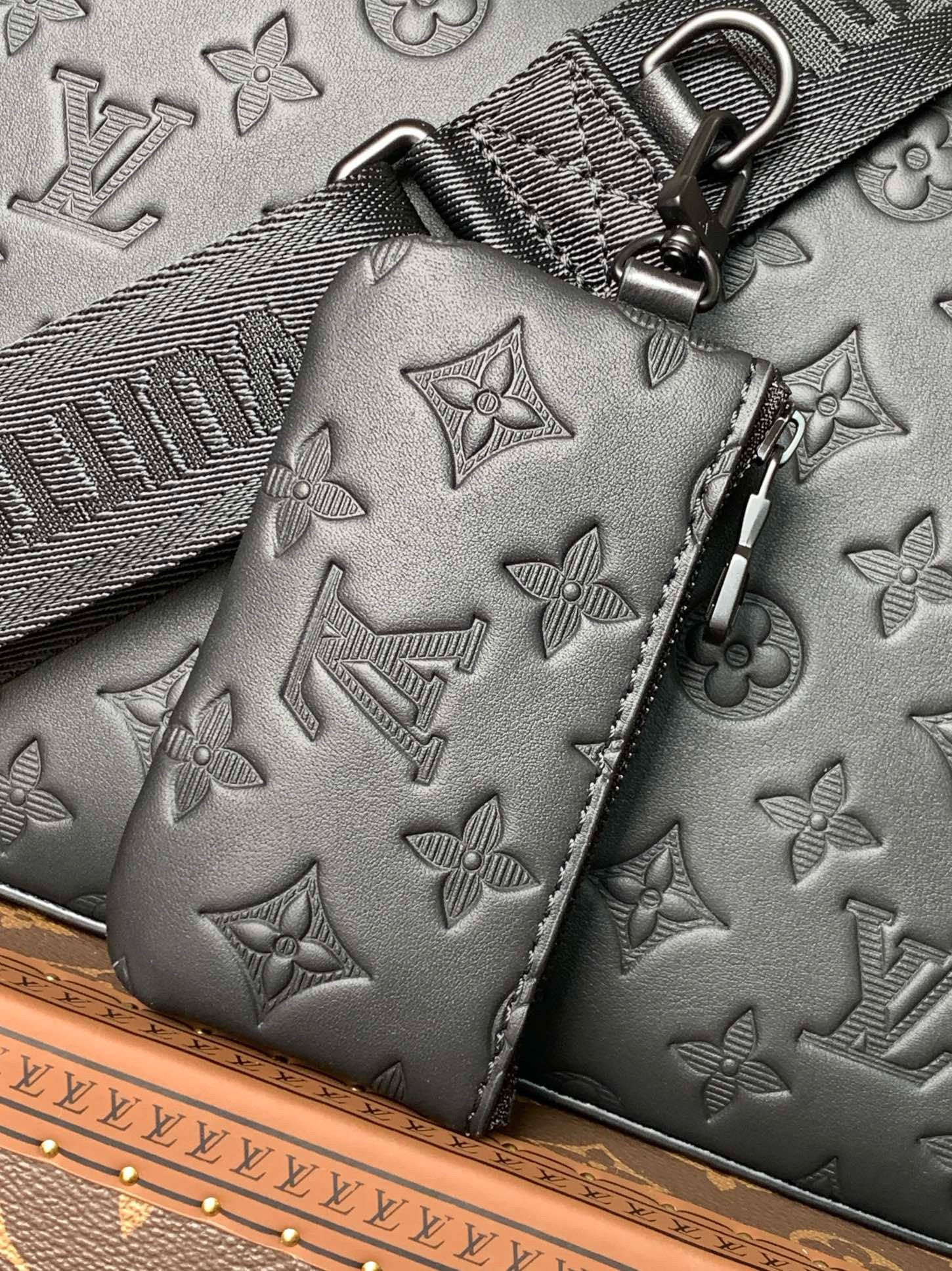 SACOCHE LOUIS VUITTON