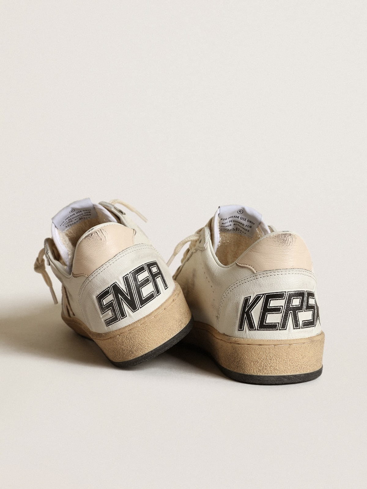 GOLDEN GOOSE Ball Star Ltd In Nappa Bianca Con Stella In Nappa Color Salmone