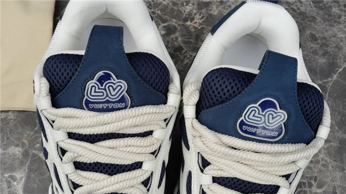 LOUIS VUITTON LV SKATE SNEAKER MARINE ET BLANC