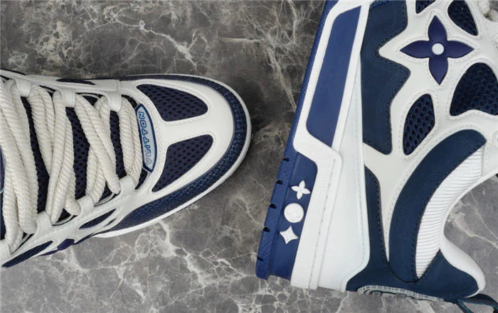 LOUIS VUITTON LV SKATE SNEAKER MARINE ET BLANC