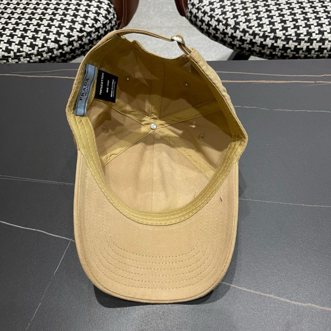 CASQUETTE PRADA