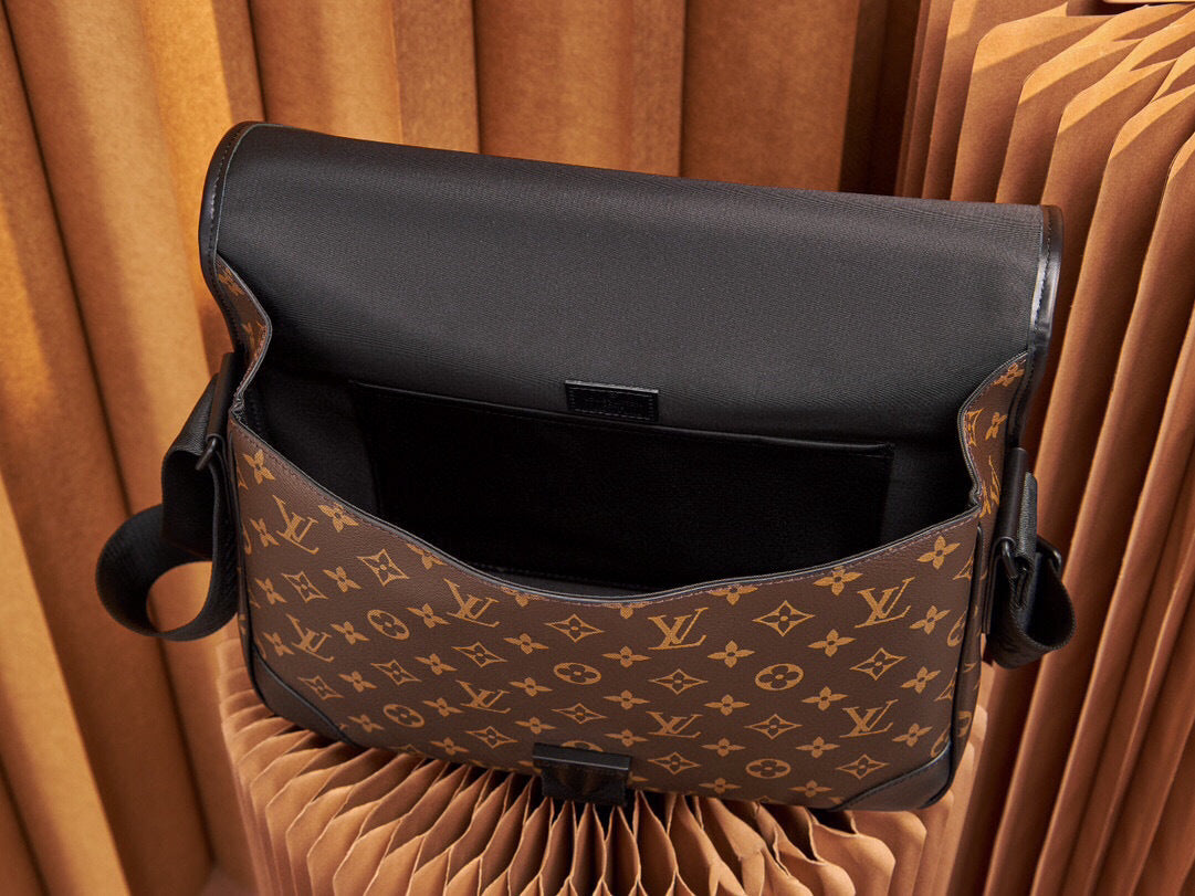 SACOCHE LOUIS VUITTON