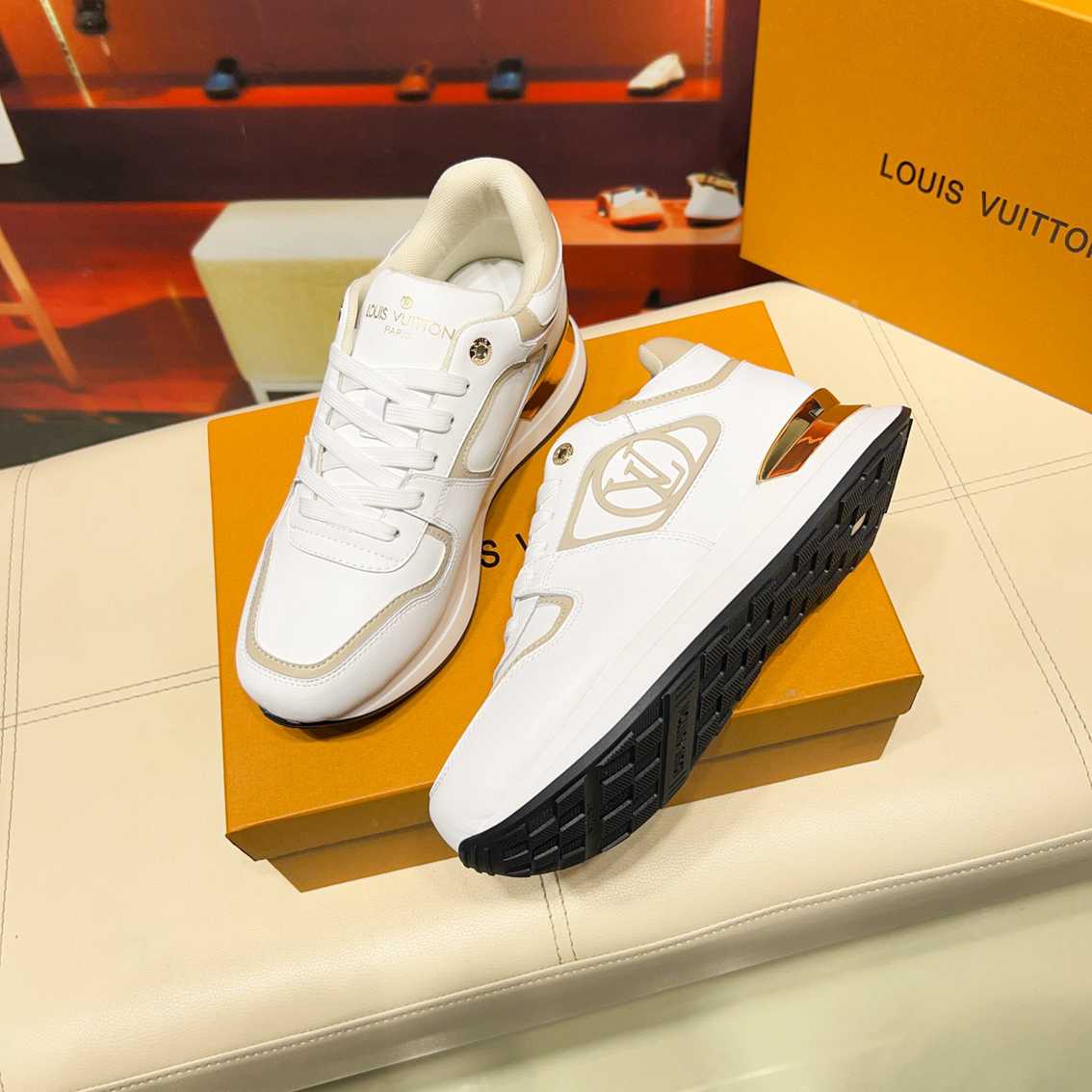 Basket Louis Vuitton Neo Run Away blanc
