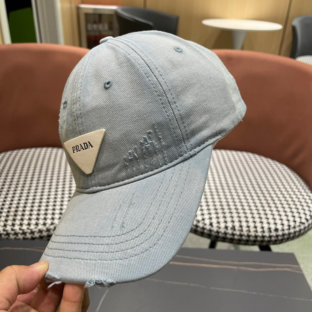 CASQUETTE PRADA