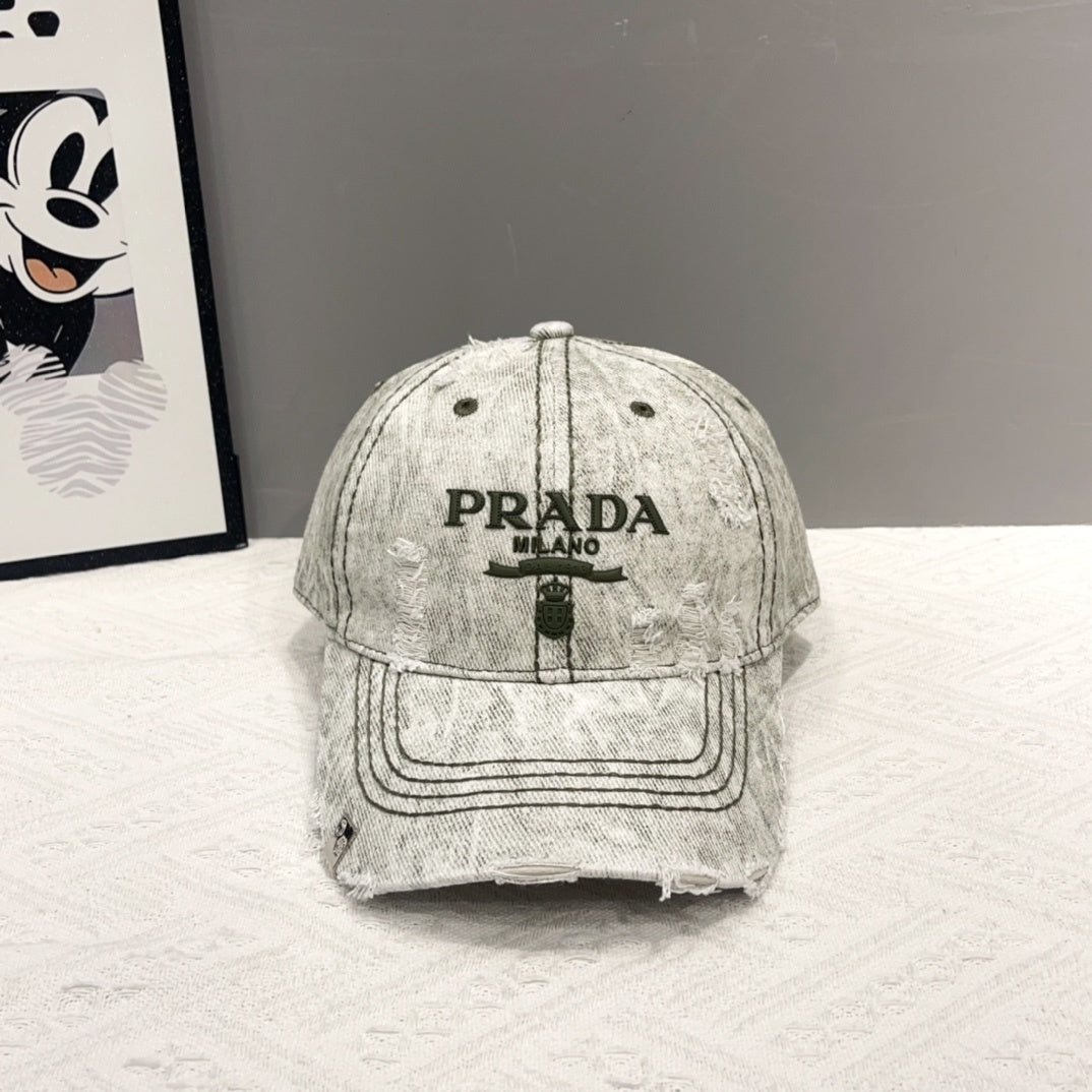 CASQUETTE PRADA